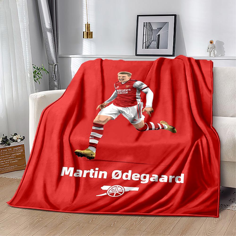 Ronaldo's Iconic Celebration Flannel Blanket-Soft and Suitable for Sofas,Beds,Offices,Travel,All Seasons,Great Gift for Holidays and Birthdays.