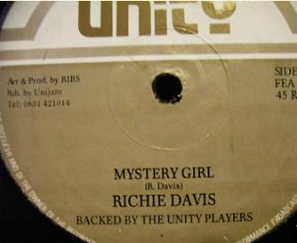12-дюймовая пластинка RICHIE DAVIS - Mystery Girl FEA027 Unity Sounds UK Регги, Ска и Даб Б/У