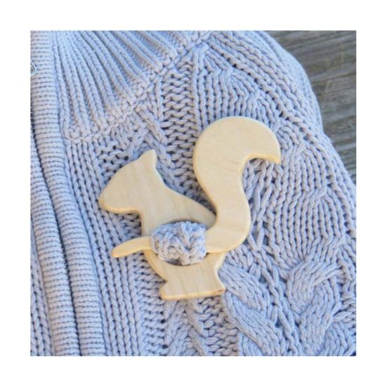 Женский зимний деревянный свитер, брошь в форме животного, шарф с пряжкой, шаль из искусственного шелка, булавка для шарфа, аксессуары для наряда