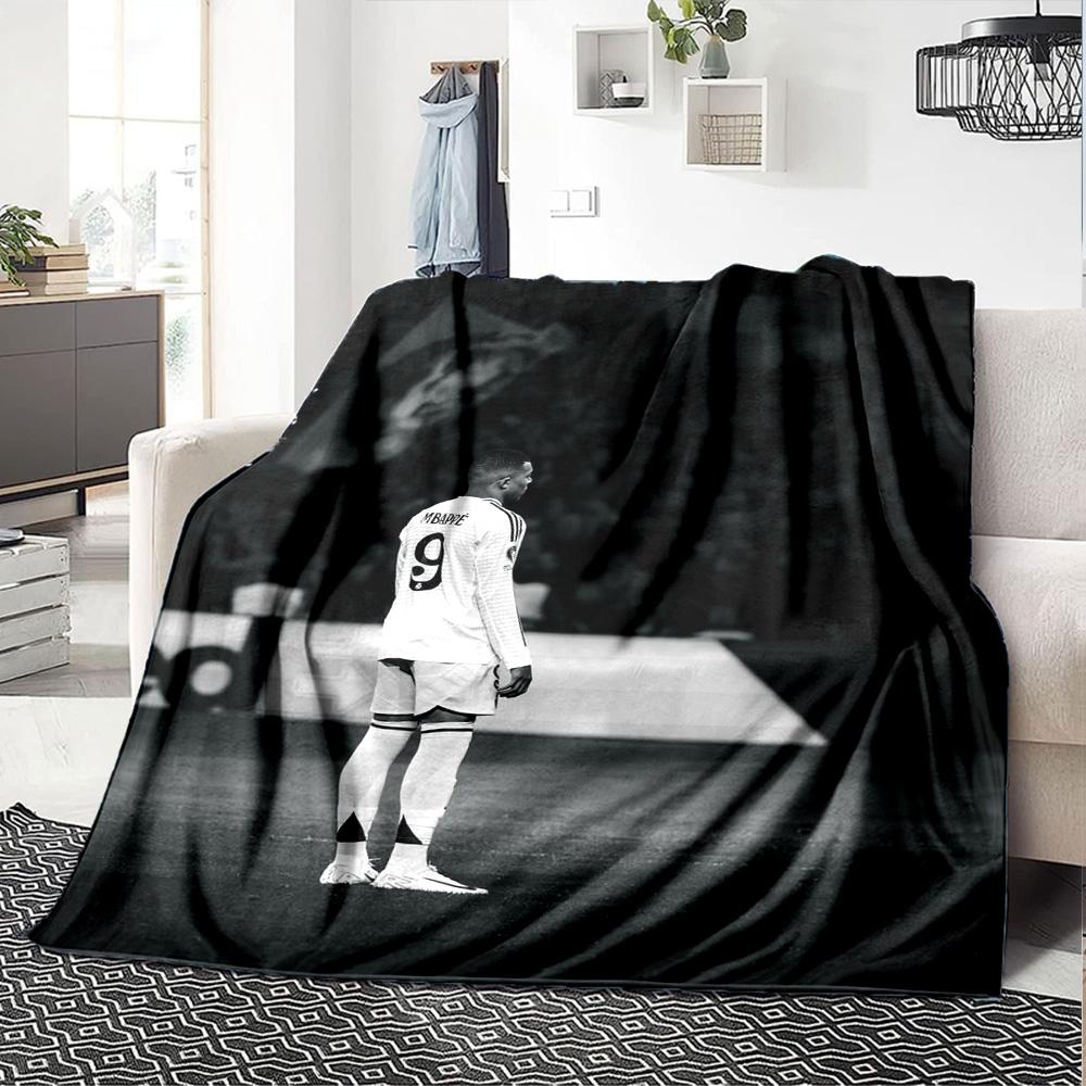 Star Player Kylian Mbappé Blanket Warmthful Decor Great for Couch Bed Sofa for All Seasons Modern Style Ideal Gift For Birthday Valentine'S Day