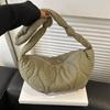Women Large Capacity Quilted Tote Bags Down Cotton Padded Shoulder Bags Messenger Bag Fashion Girls Underarm Bags Puffy Handbags KTY