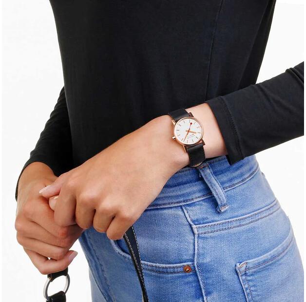 Mondaine Evo2 Rose Gold 30 mm часы