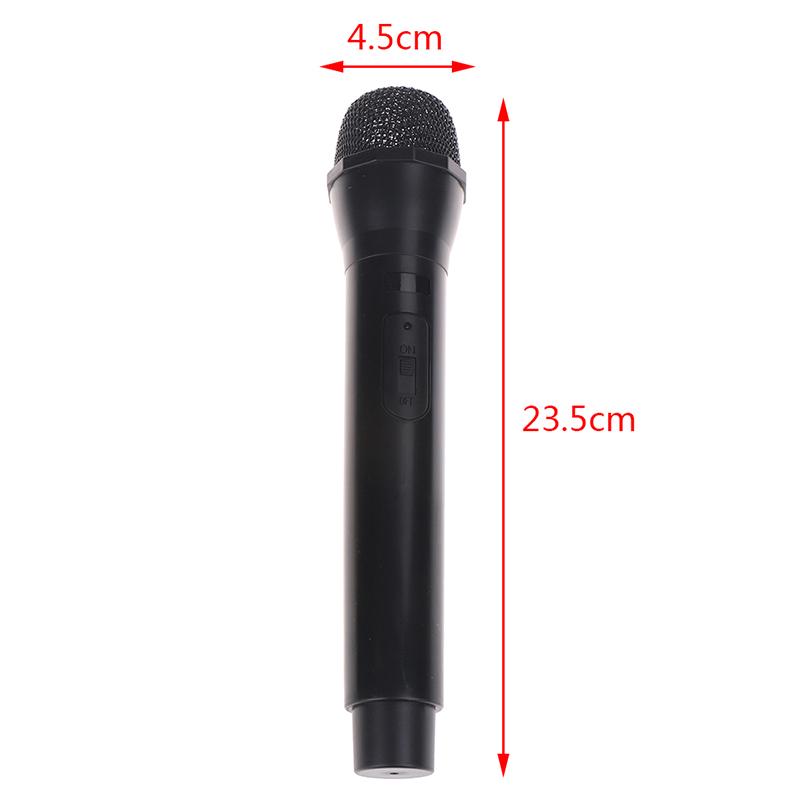 Easy To Use High Fidelity Microphone Model Looks The Same As A Real Microphone
