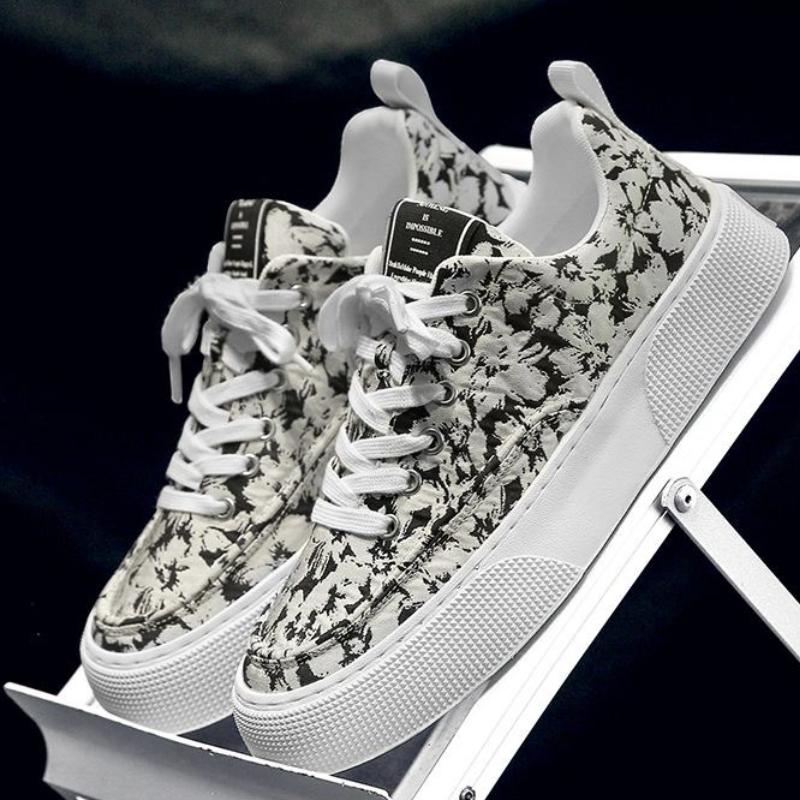 Fashion Designer Shoes Men New 2024 Fashion Casual Printed Canvas Shoes Summer Comfortable Lace-up Skateboard Shoe Zapatos De Hombre
