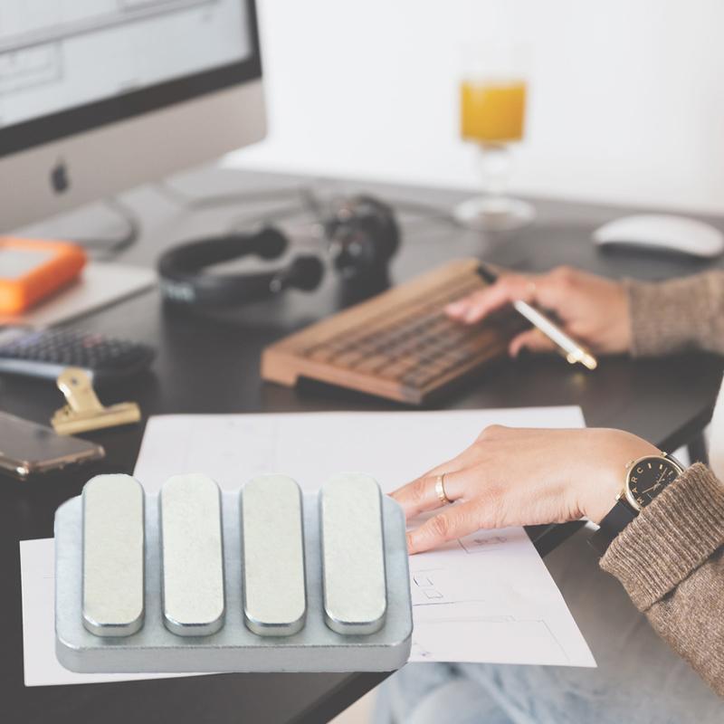 Клавиши пианино Fidget Clicker Fidget Slider Autism ADHD Metal EDC Fidget Toys Office Desk Toys Anxiness Assassin's Creed Assassin's Creed Toys Adult Gift