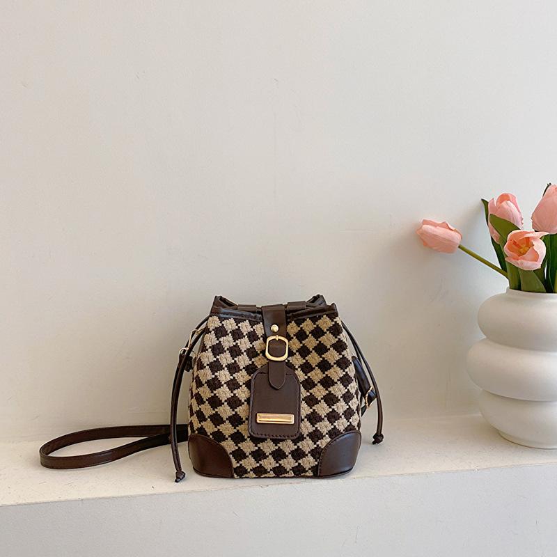 Bag Women'S Autumn And Winter Retro Rhombus Bucket Bag Fashion Niche Design Shoulder Crossbody Bag