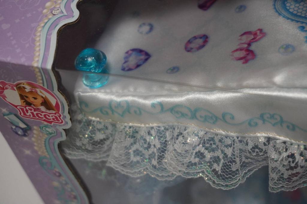 Takara Tomy Brand Buy It Now Dreaming Princess Crystal Bed Set New, (Licca-chan) LF-07