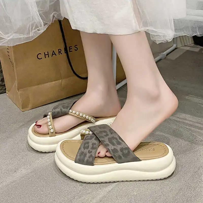 Fashion Round Toe Without Back Sandal Women Flat Luxury Flip Flops Slide Shoes For The Beach Sneakers Sports Sport Best Sellers