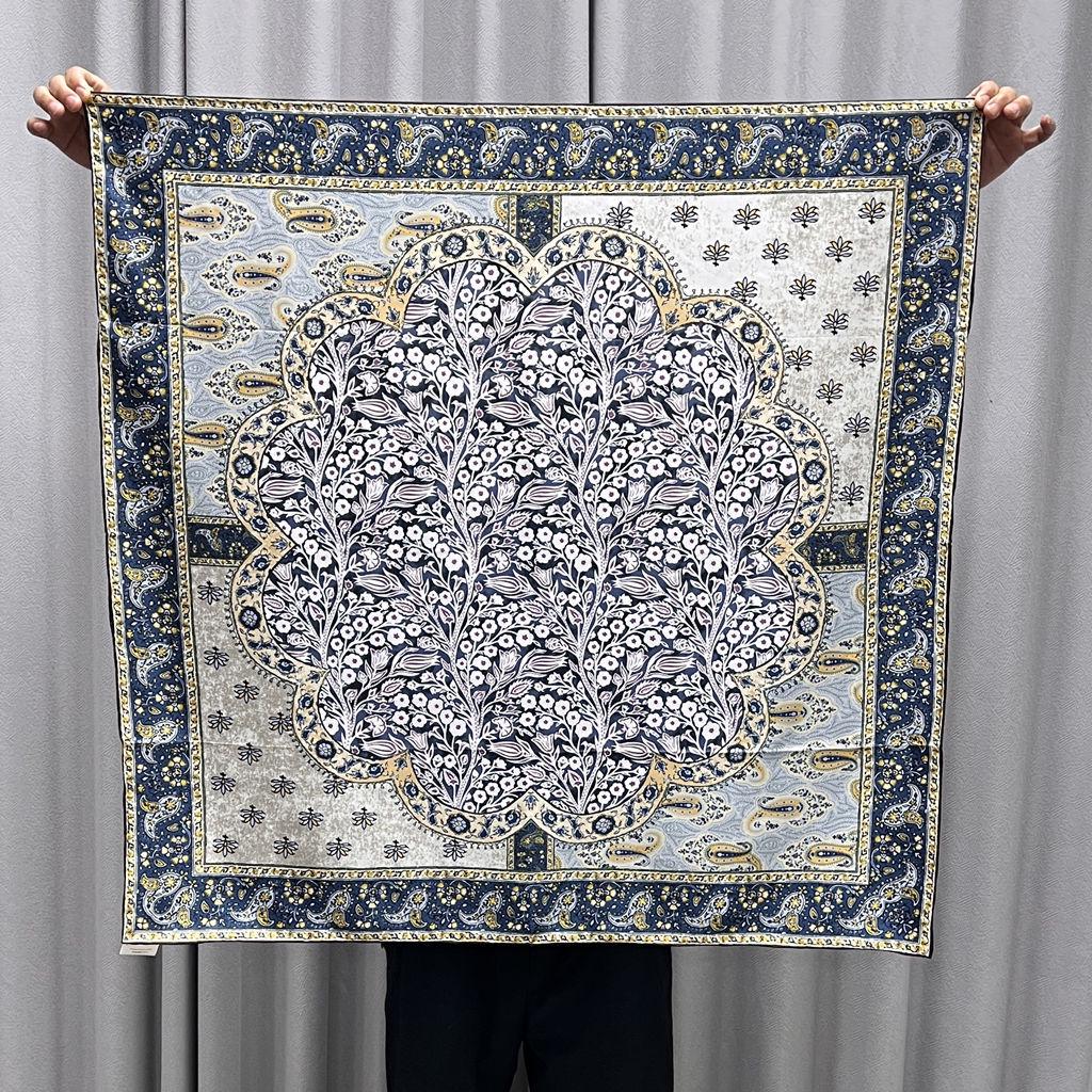 Шелковый твиловый шарф Silk Road в черно-белом французском стиле для весны/лета