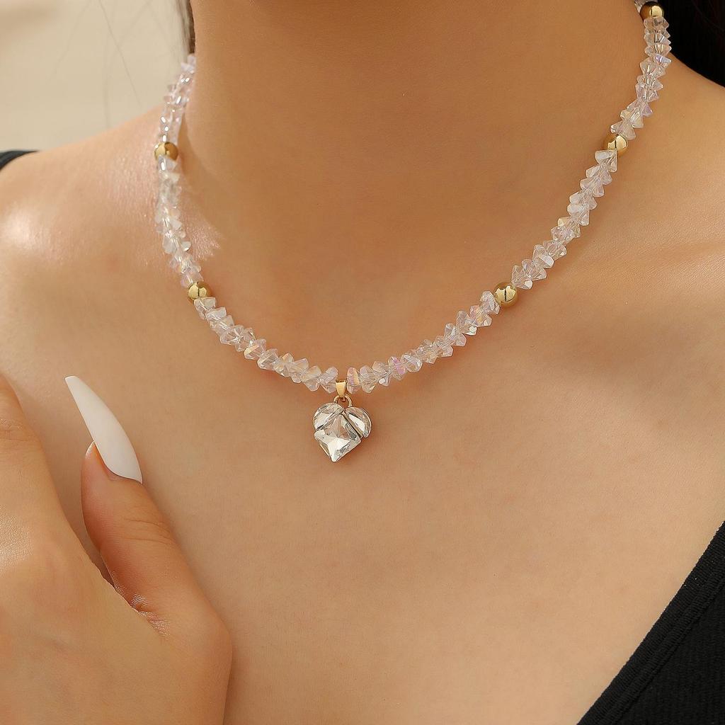 Sweet Cool Spicy Girl Style Hip Hop Imitation Zircon Crystal Heart Shaped Choker Necklace Pendant