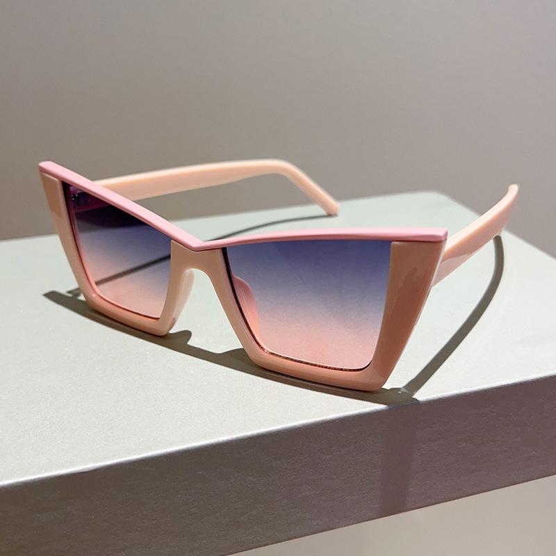 Eye Sunglasses Cat Frame Big Women Fashion Vintage Trending Sun Glasses Punk Oversized Luxury Designer Sexy Shades Uv
