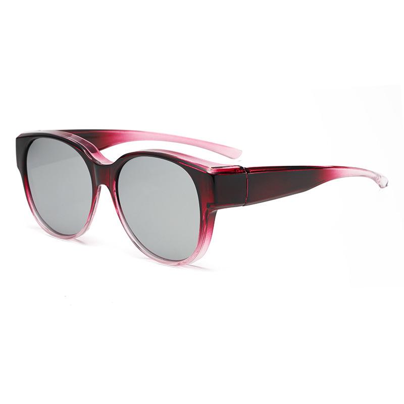 European & American Polarized Clip-on Sunglasses: Wear Over Prescription Glasses, Anti-UV, Trendy for Driving.