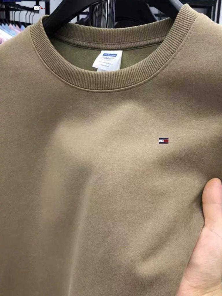 Tommy Men's Cozy Fleece-Lined Winter Hoodie: Warm Round Neck Pullover