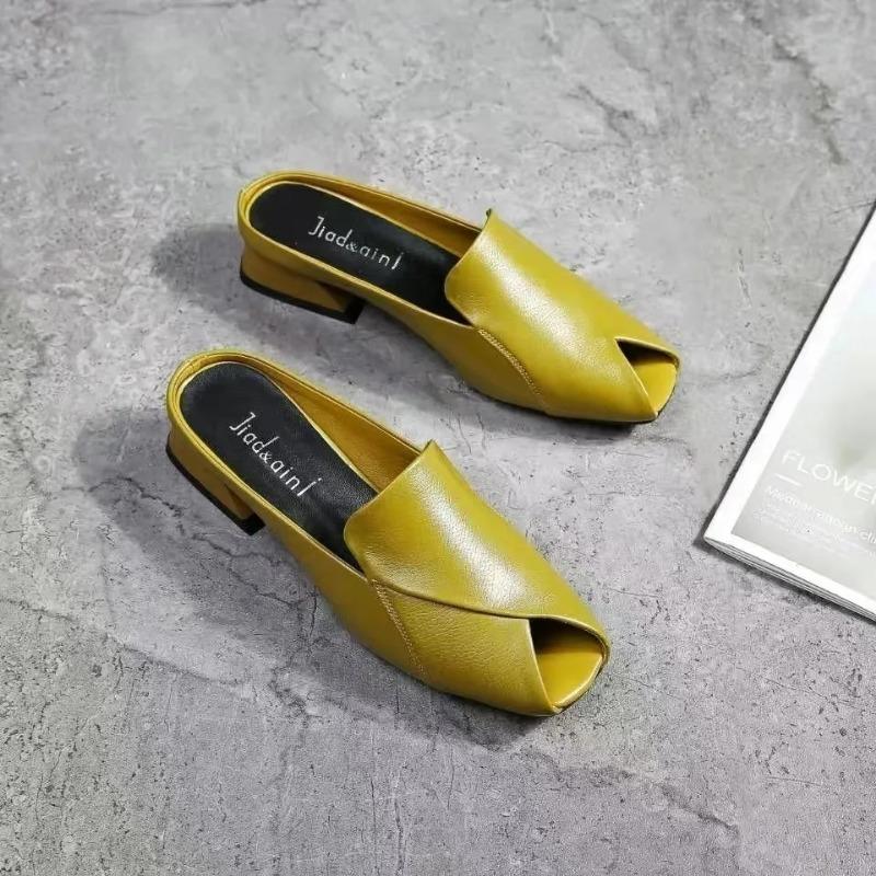 Leather Yellow Sandals and Slippers Women Summer Open-toed Flat Fish Mouth Fashion All-match Thick Heel Half Slippers