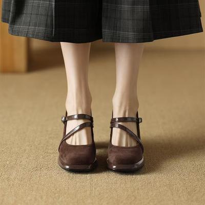 Мода 2025 Новая женская мода Простые туфли-лодочки на плоской подошве Повседневные женские туфли Обувь для лета Женские удобные сандалии с квадратной пуговицей