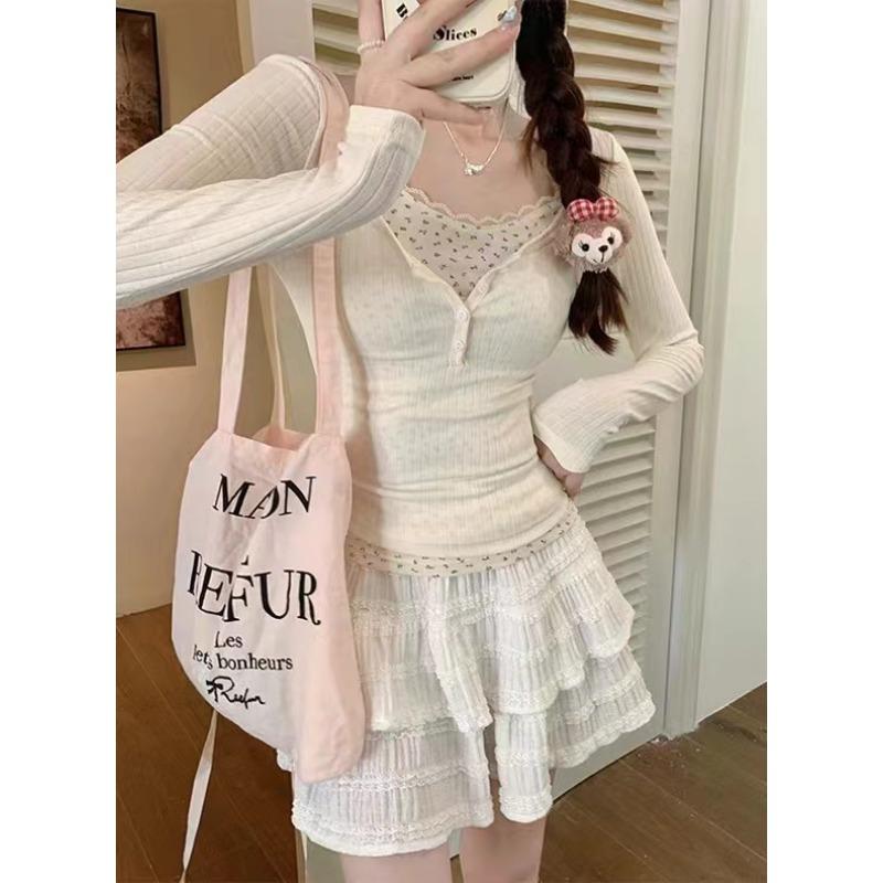 Кружевные цветочные сращивания поддельные два леггинса женские ранняя весна новый обтягивающий короткий стиль чистый длинный рукав маленький топ