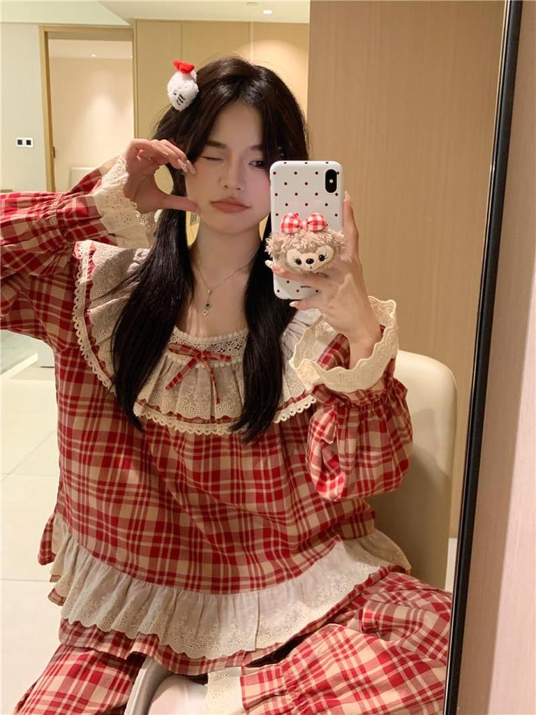 Korean-Style Red Plaid Cotton Nightgown with Lace Trim 