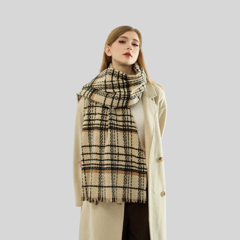Christmas New Gold Silk Red Plaid Scarf Autumn and Winter Atmosphere Premium Warm Shawl Scarf
