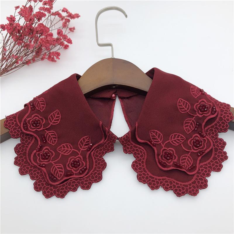 White Fake Collar for Women Shirt Blouse Necklace Candy Color False Collar Handmade Beads Detachable Sweater Collars Decor