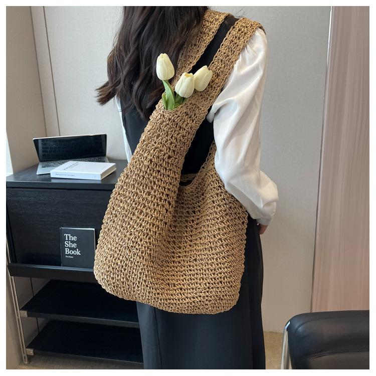 Сумка ручная новая повседневная на плечо пляжная для отпуска большой вместимости для поездок на работу плетеная соломенная сумка-тоут для женщин
