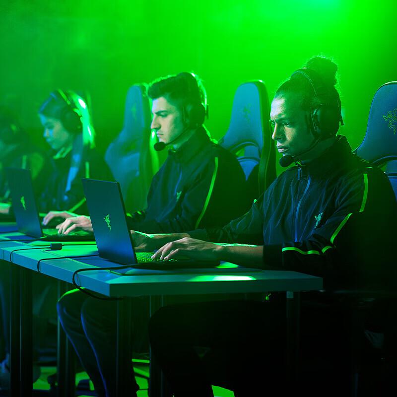 Беспроводная игровая гарнитура Razer BlackShark V2 Pro Hyperspeed