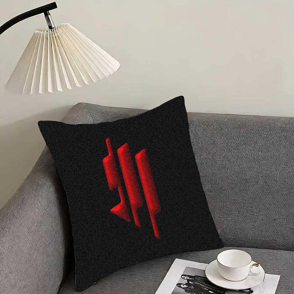 Чехол на подушку Skrillex – Двусторонний плюшевый чехол для подушки – Для автомобиля, дивана, спальни, идеален в качестве подарка.