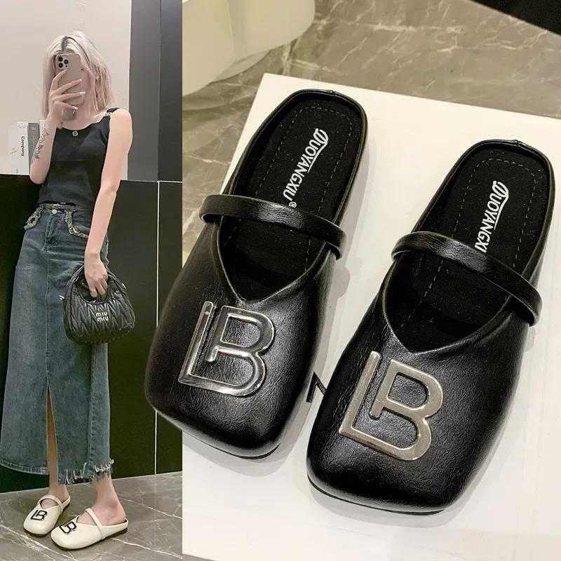 Модные летние женские тапочки на плоской подошве, модные дизайнерские сандалии, роскошные серебряные туфли для женщин 2024 года, новые женские туфли Zapatos De Mujer