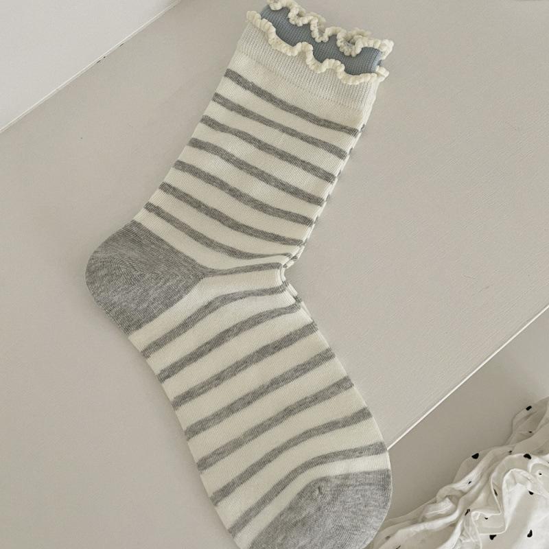Autumn Mid-Leg Socks Cotton Socks Dotted Stripes Simple Socks Cotton Conventional Girly Style