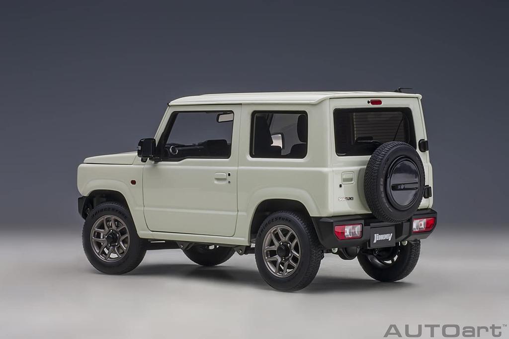 AUTOart Масштаб Suzuki Jimny Белый перламутр Готовая модель 78505 1/18 (JB64)