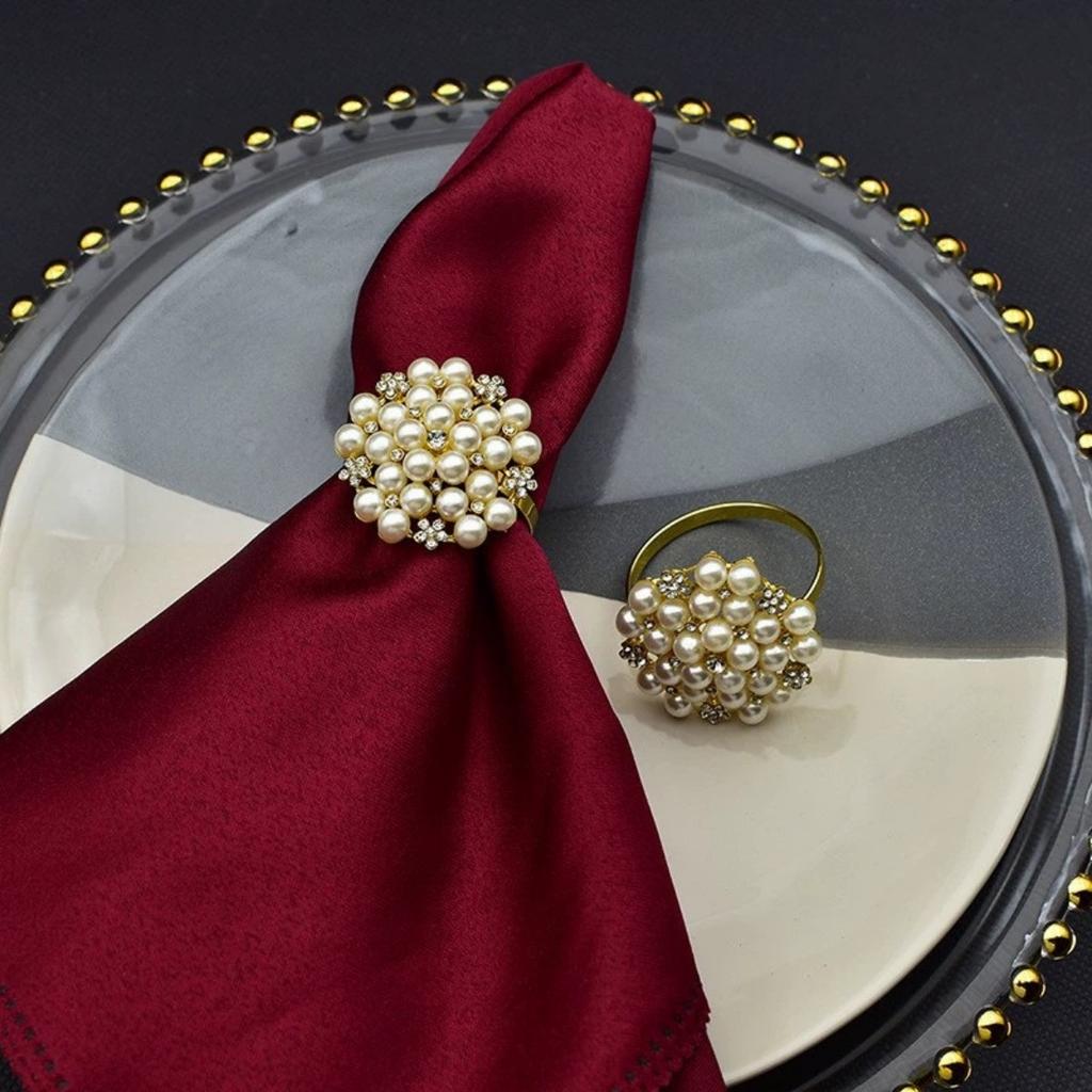 4PCS Rhinestone Pearl Napkin Rings for Table Setting Decorations, Gold Serviette Buckle Elegant Napkin Ring Holder for Wedding Dinner Table Decoration
