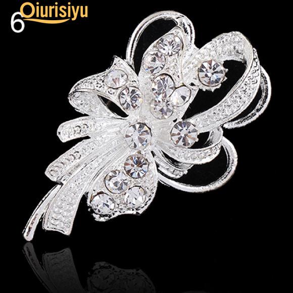 Серебряная брошь из горного хрусталя с камнями, в форме цветка