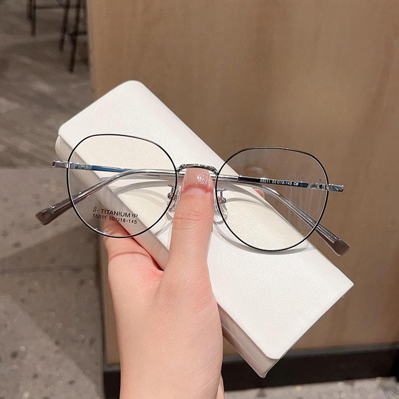 Модная ретро-полигональная маленькая металлическая оправа для очков может быть оснащена оправой для очков для близорукости.