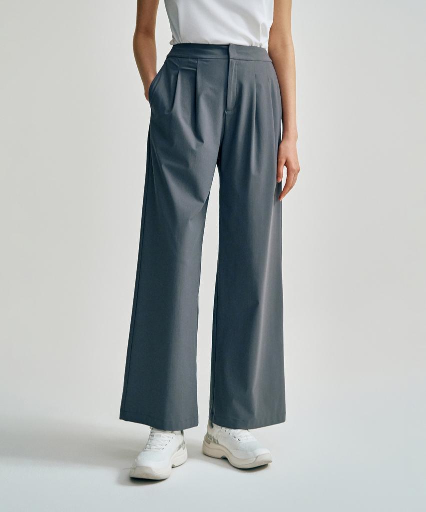Женские брюки SERGIO TACCHINI из трикотажа, свободный крой, с защипами