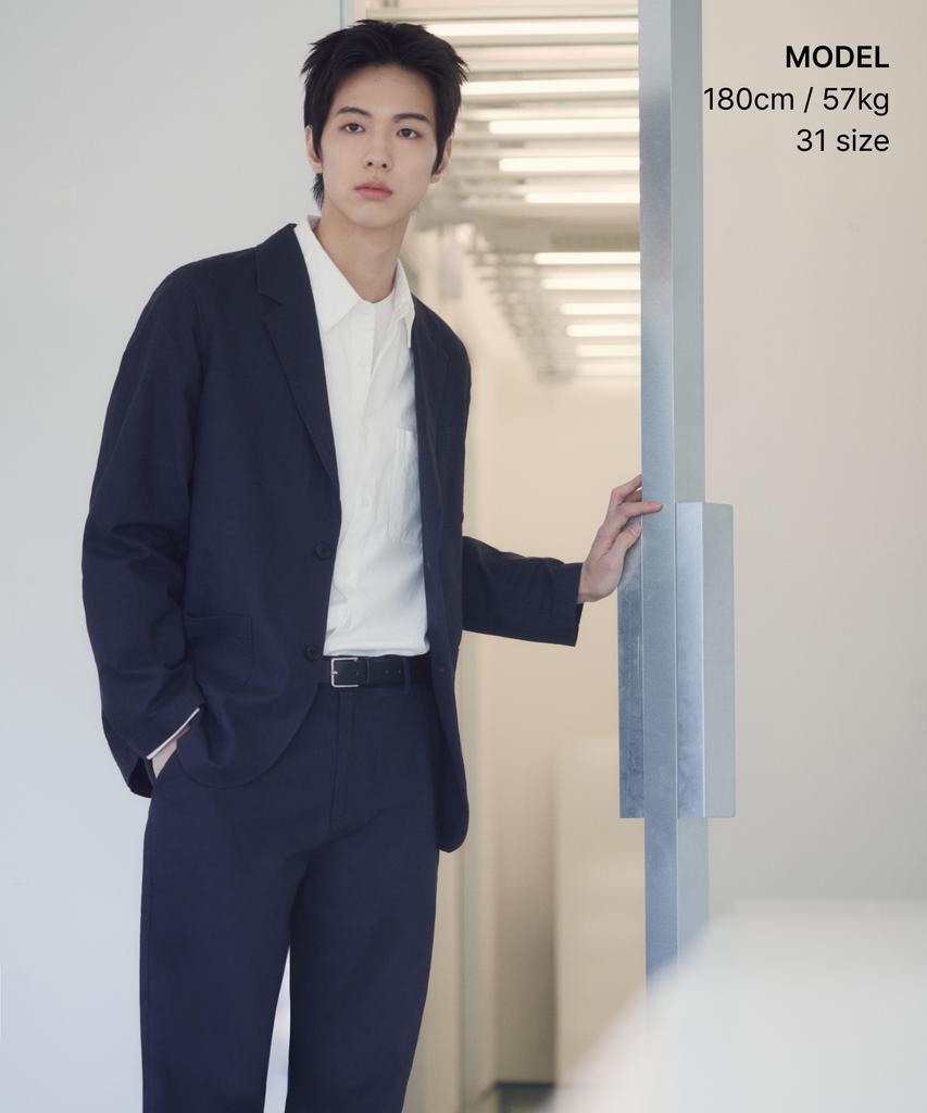 MUSINSA STANDARD [City Workers] Linen Blend Tapered Pants [Navy]