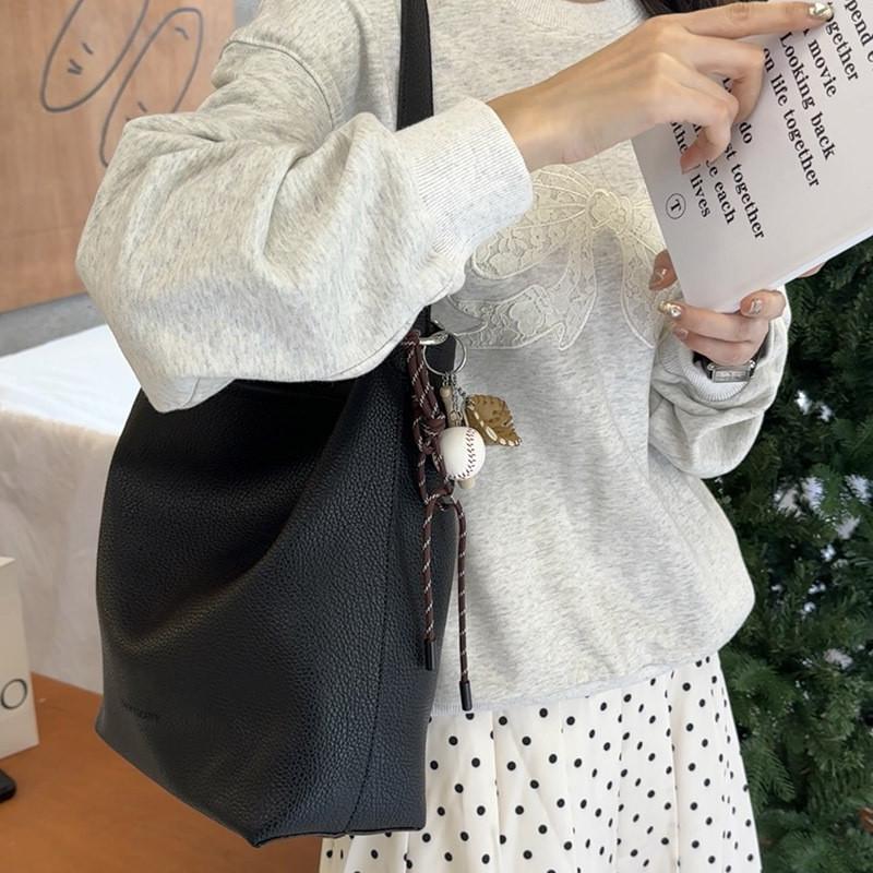 IELGY Autumn Winter Simple Large-Capacity One-Shoulder Underarm Bag Commuter Retro Bucket Bag