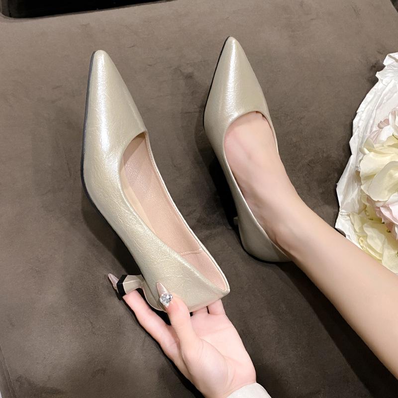 Дизайнерские остроносые универсальные туфли для通勤, туфли на одной педали, весна и лето 2025, ретро французские высокие каблуки