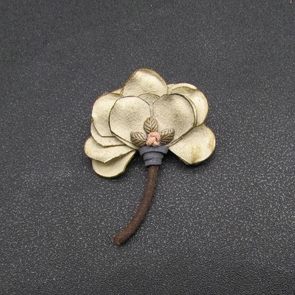 Handmade Flower Brooch Natural Vintage Fabric Brooch Floral Decorative Pin Lightweight Retro Brooch Pin For Gift Shawls Vintage
