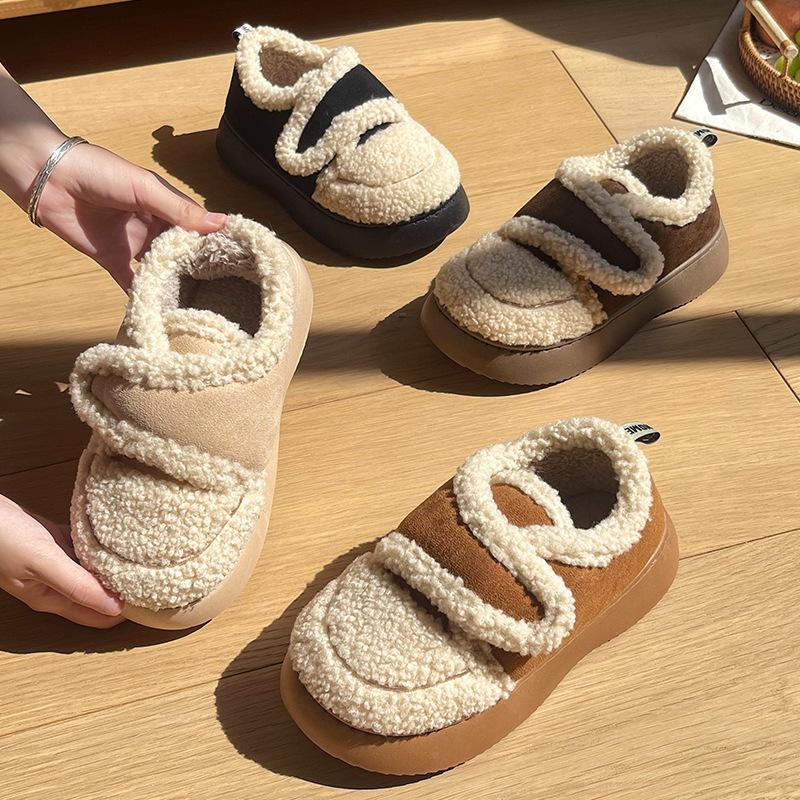 Wearing cotton shoes women winter lamb wool ins tide Internet celebrity warm velvet Velcro bag heels