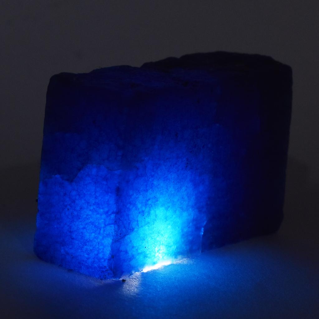 Natural Blue Aquamarine Loose Gemstone Raw Rough 386.50 ct Uncut for Lapidary and Gem Collections
