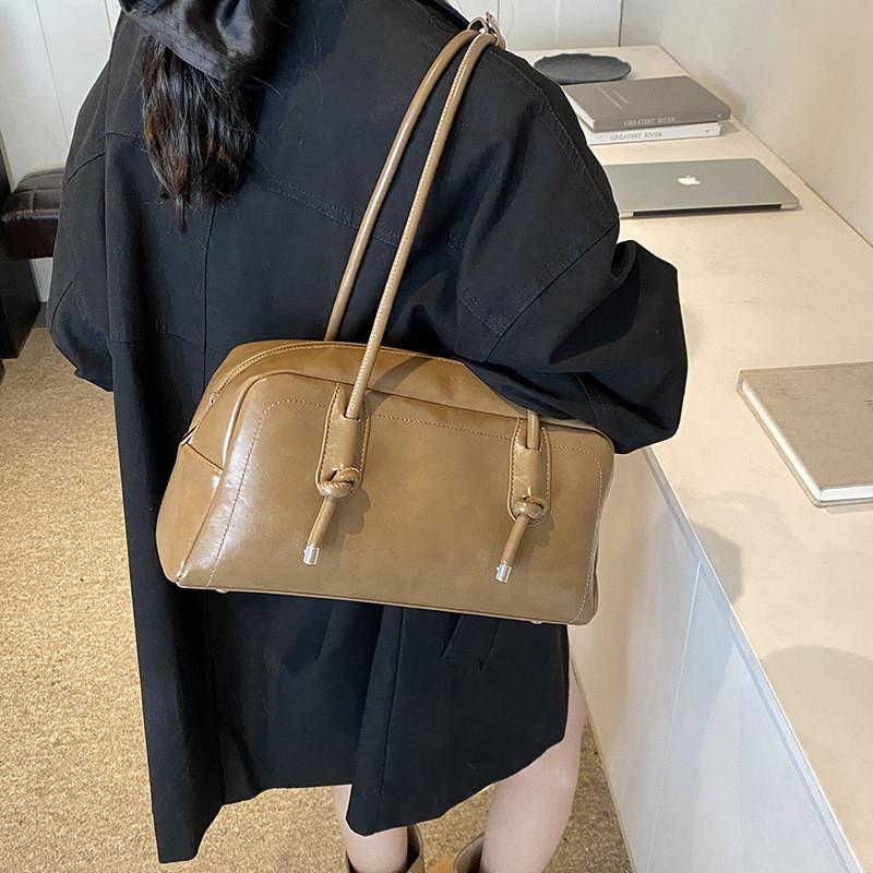 Ielgy High-End Retro Large-Capacity Bag Commuter Shoulder Fashion Portable Pillow Bag