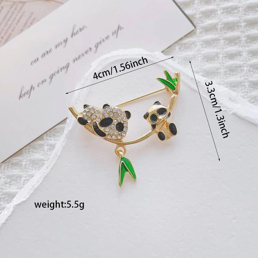 Милая симпатичная панда бамбуковая брошь в виде животного для женщин, ювелирные изделия, модные эмалевые булавки со стразами, украшение на лацкан рубашки, шляпы, подарок на вечеринку