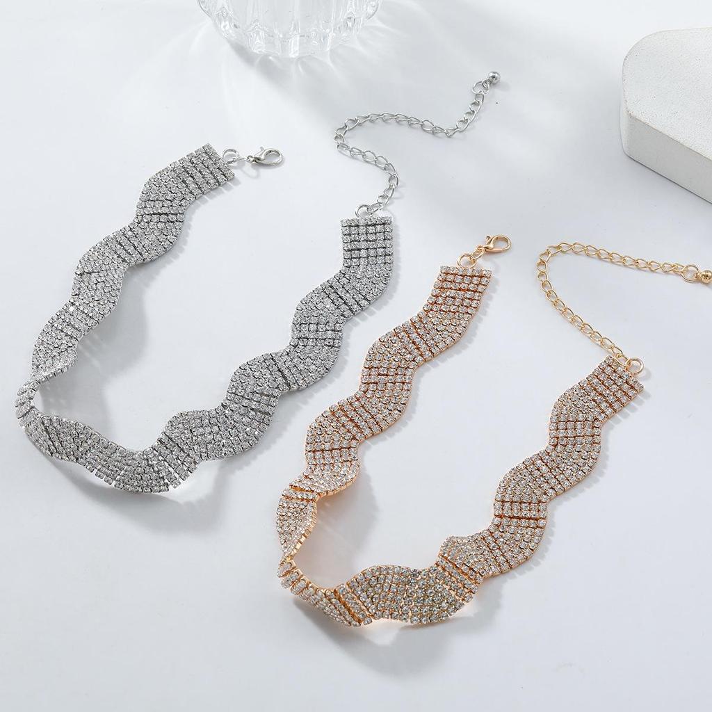 2024 Новое роскошное женское ожерелье-чокер с бриллиантами и цирконами в стиле INS