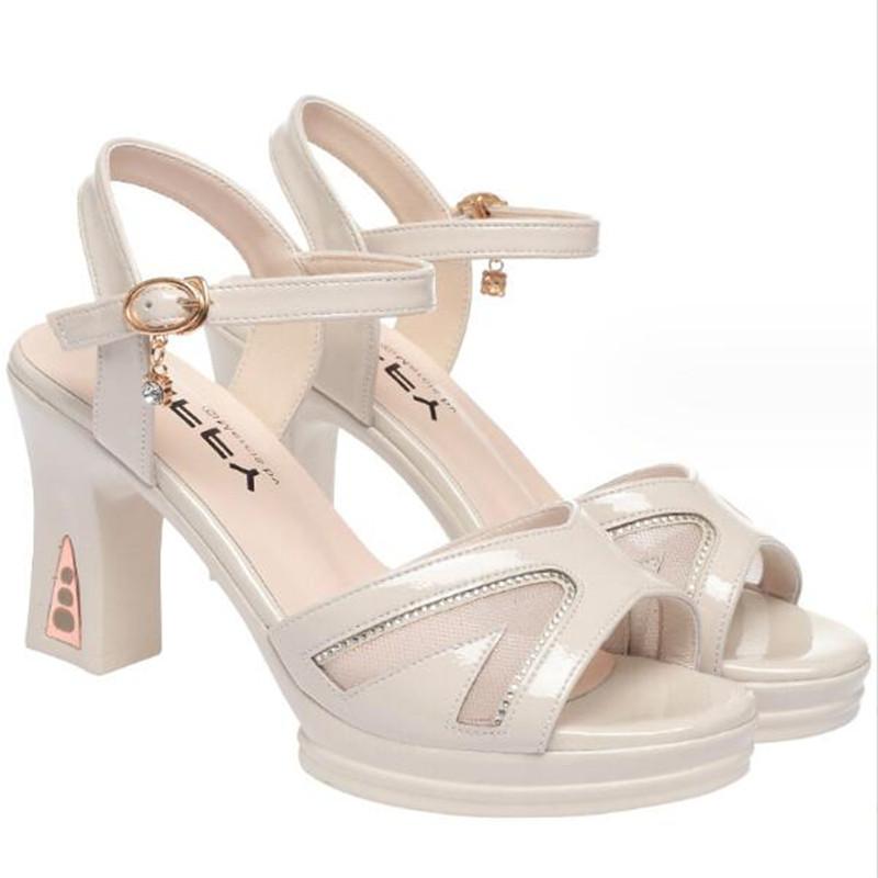 Мода Мода Женские Босоножки на Толстом Каблуке Сексуальные Туфли на Высоком Каблуке Босоножки на Платформе Женские С Открытым Носком С Кристальной Пряжкой Туфли для Свадьбы