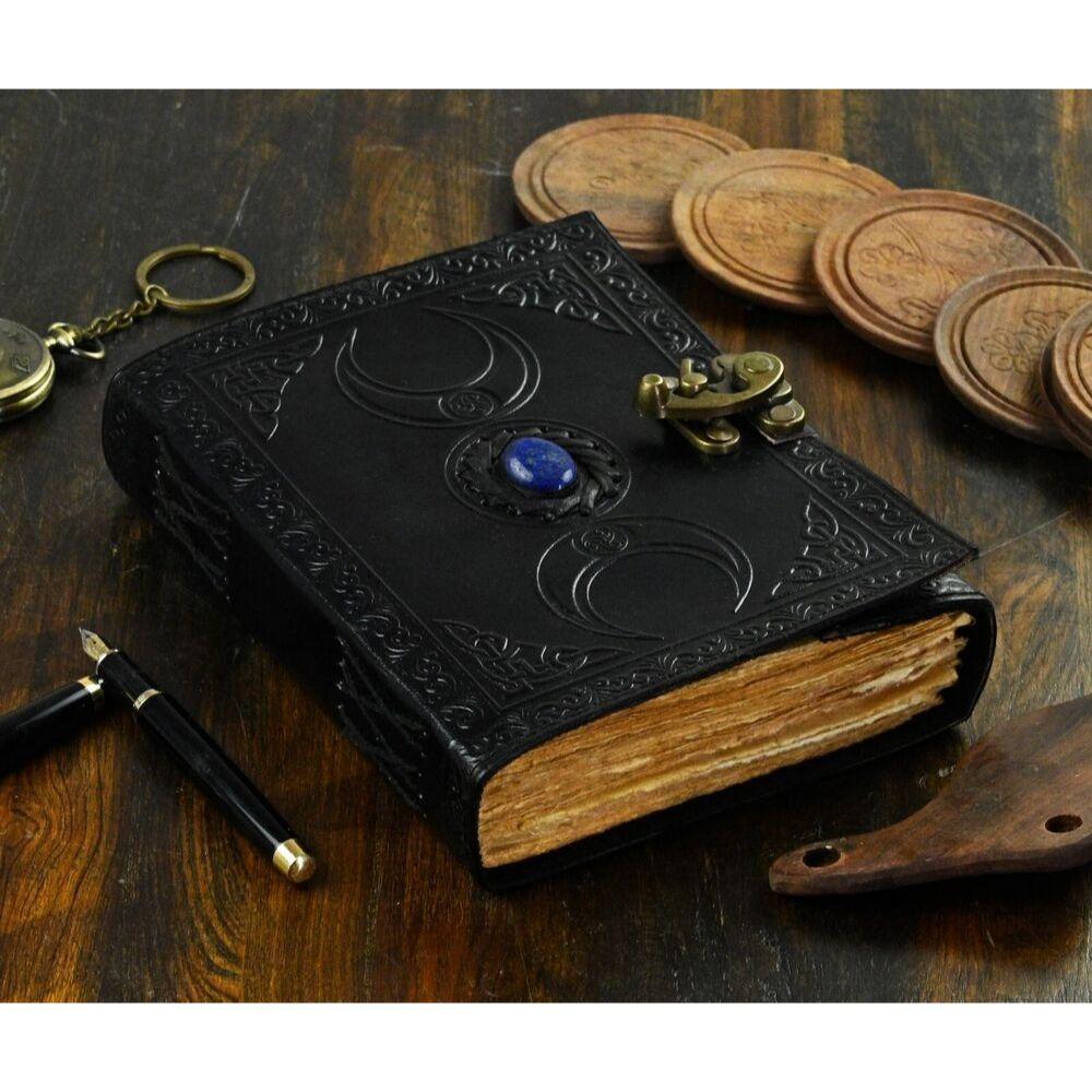 Книга теней, Кожаный журнал, Журнал Тройной Луны, Хрустальный камень третьего глаза,