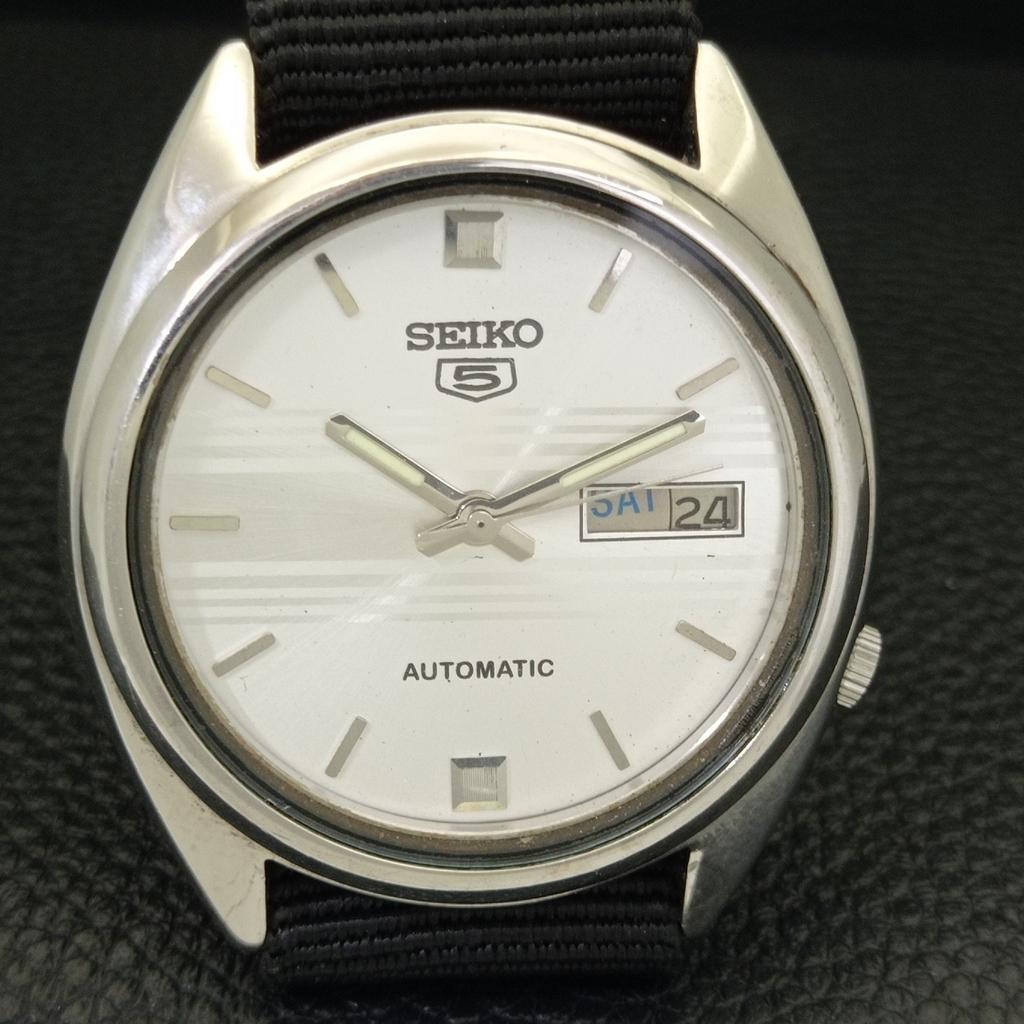AUTOMATIC 7009A VINTAGE SEIKO 5 JAPAN MENS SILVER COLOR DIAL WATCH A701551-5 R206b-a701551