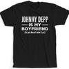 Джонни Депп - Мой парень - Забавная футболка с надписью "Мысленно встречаюсь" Черная