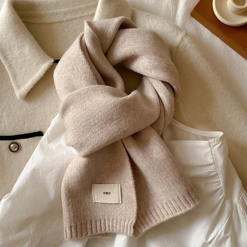 Exquisite Gentle Solid colored Small Scarf Whitening Knitted Woolen Short Scarf Autumn and Winter Warm Couple Style Simple and Elegant