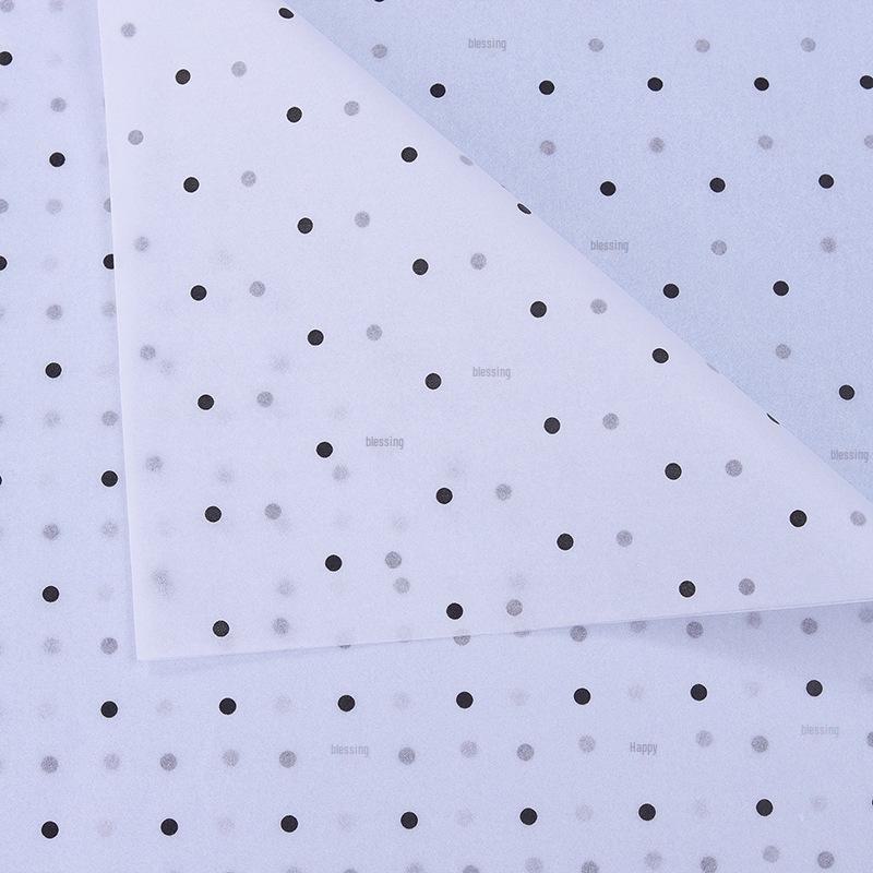 Упаковочная бумага с цветочным узором в горошек и персиковым сердцем - 10 листов