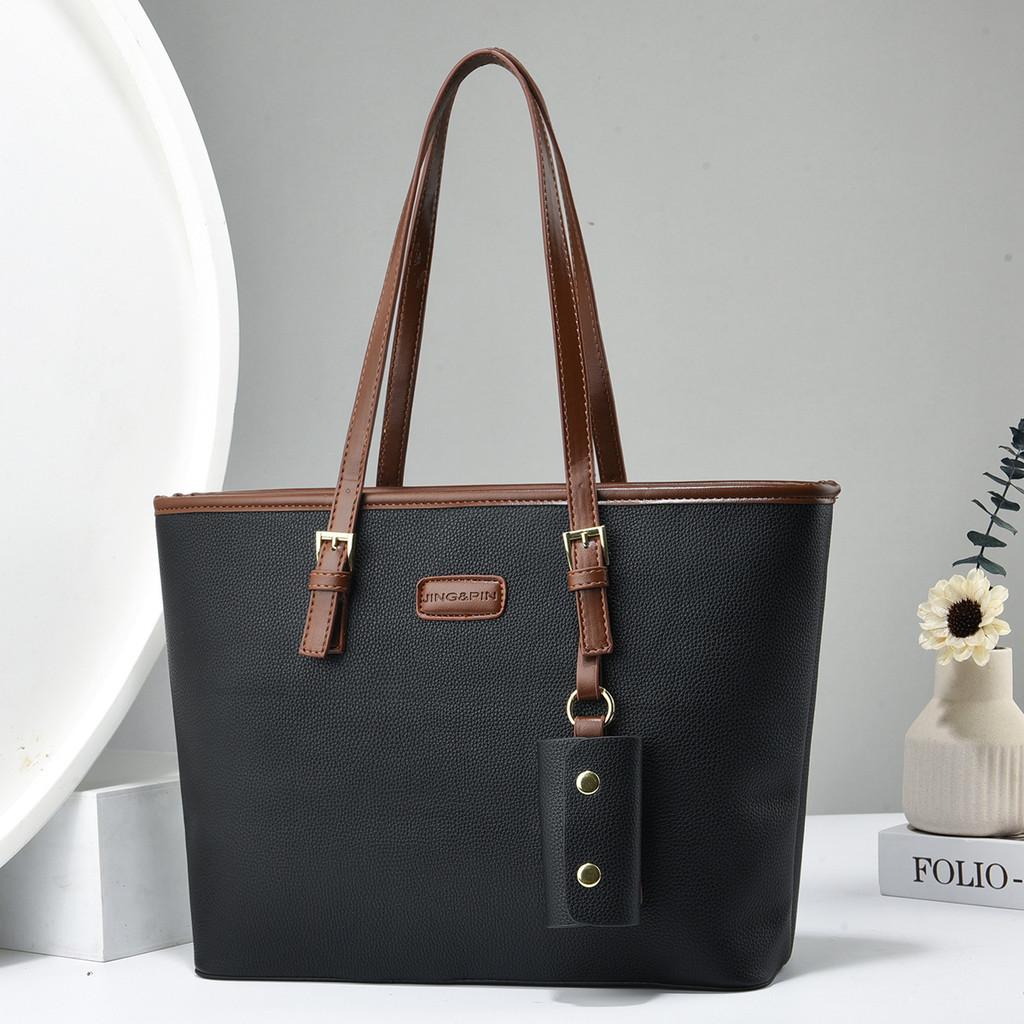 Fashionable Single Shoulder Mom Bag Made Of Pu Material With Internal Zipper Compartments