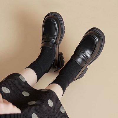 Лоферы на платформе женские новые одинарные туфли в британском стиле JK muffin shoes усиливающие черные рабочие кожаные туфли